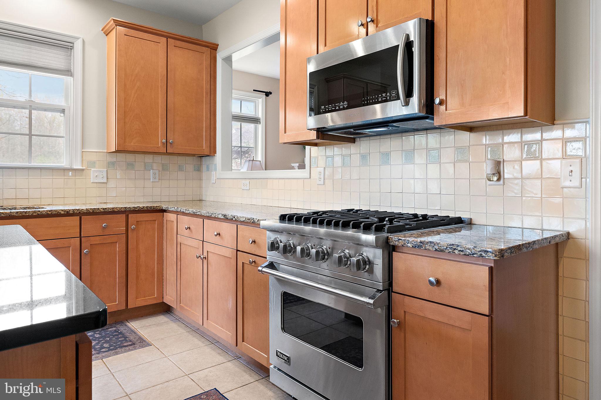 PRESIDENTIAL ESTS - Residential