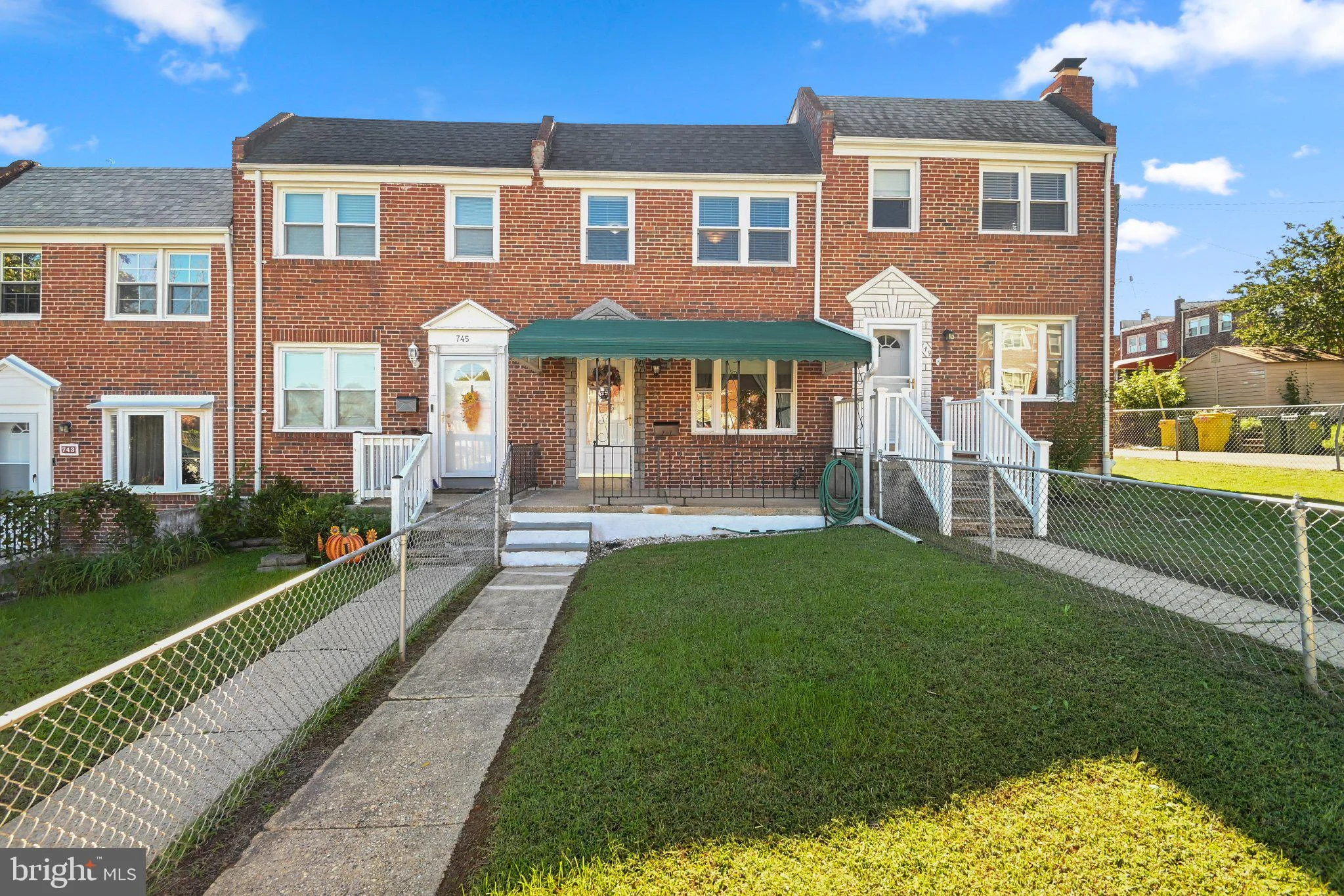 747 Old Riverside Road