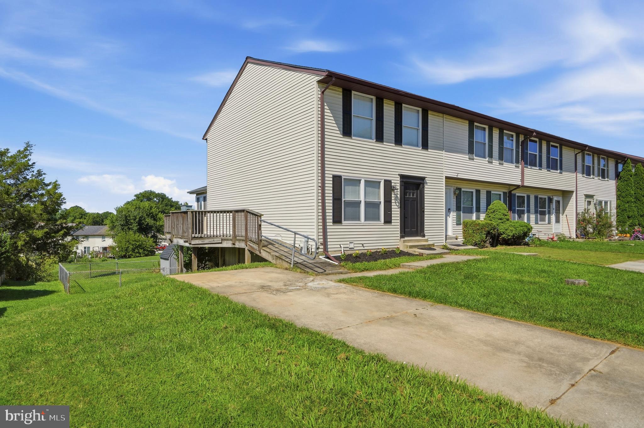 719 WINDSOR DRIVE