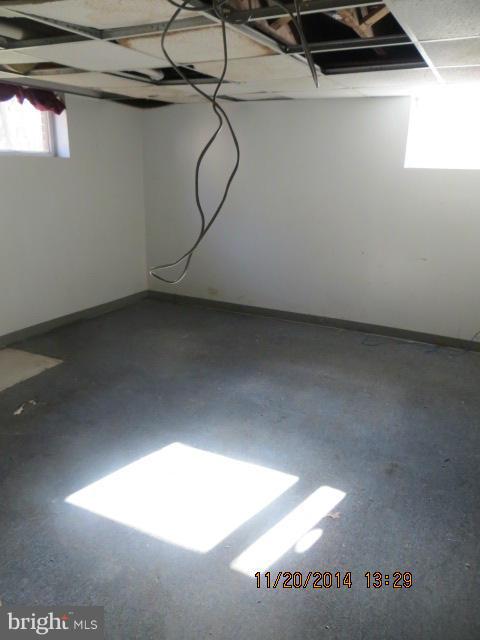 MIDDLE RIVER - Residential