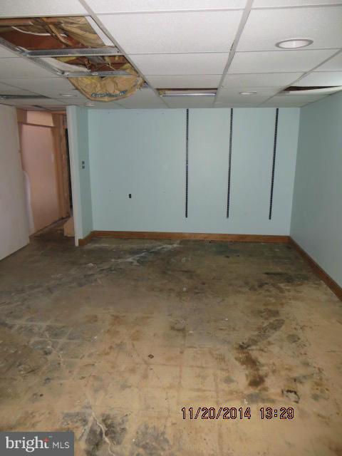 MIDDLE RIVER - Residential