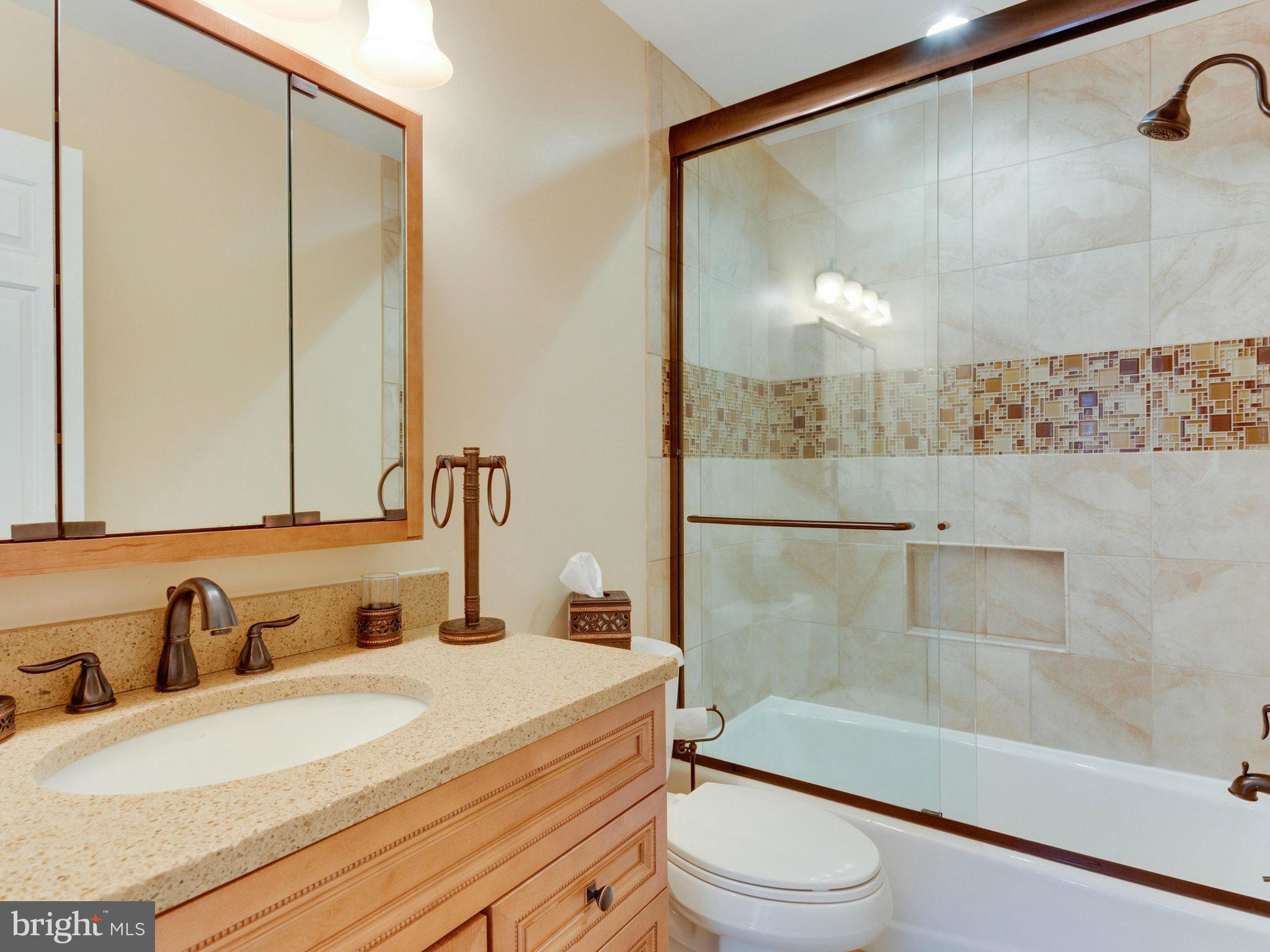 HUNTER VILLAGE - Residential