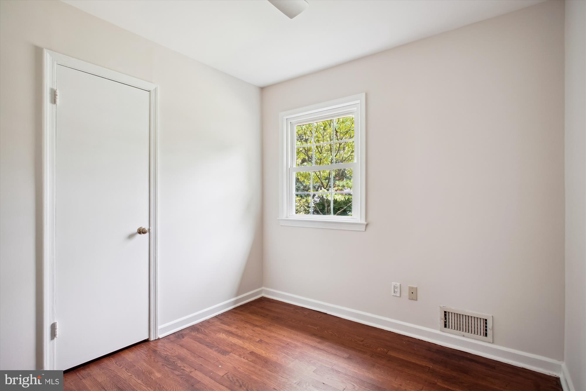 FAIRWAY HILLS - Residential