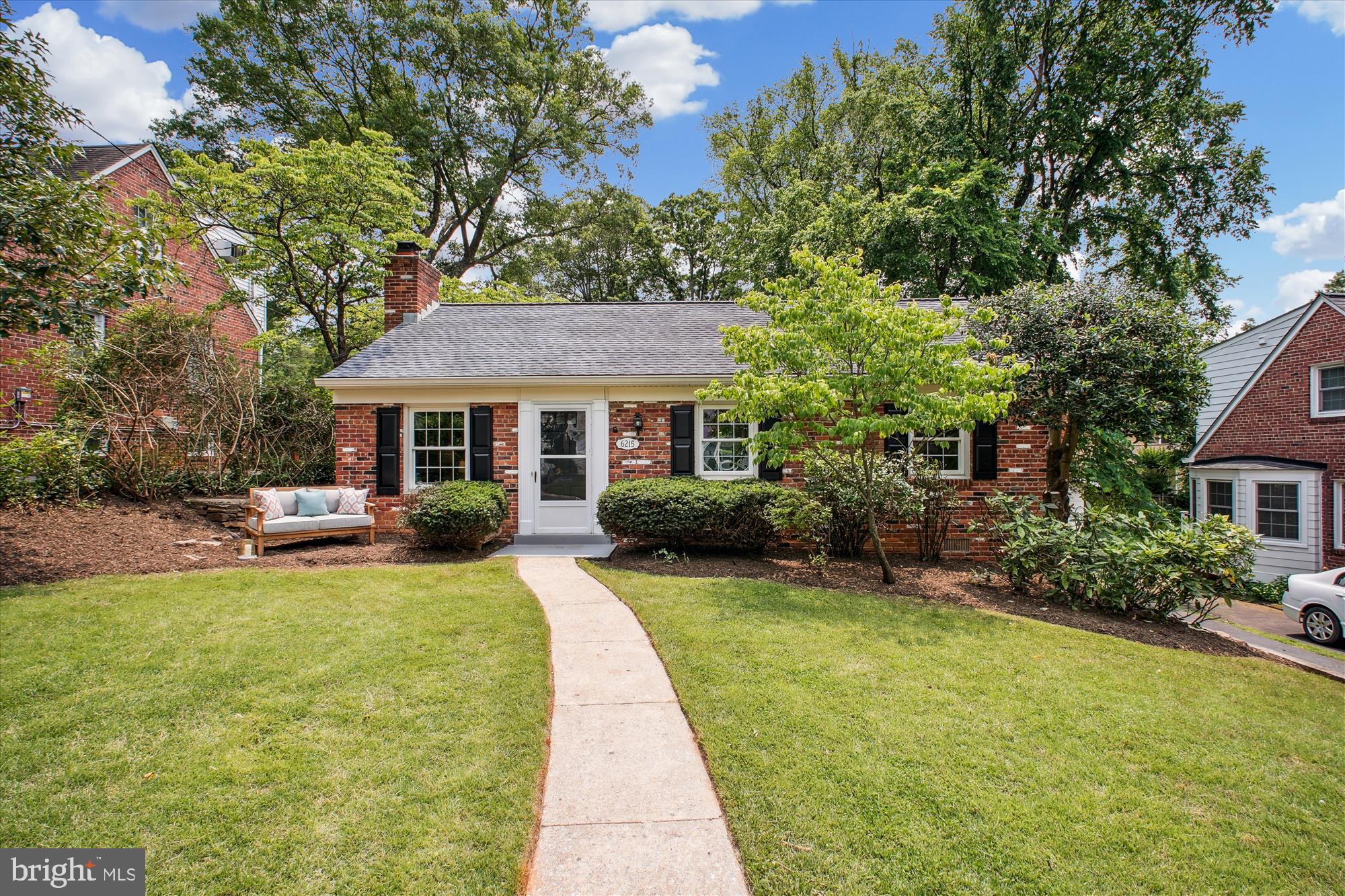 FAIRWAY HILLS - Residential