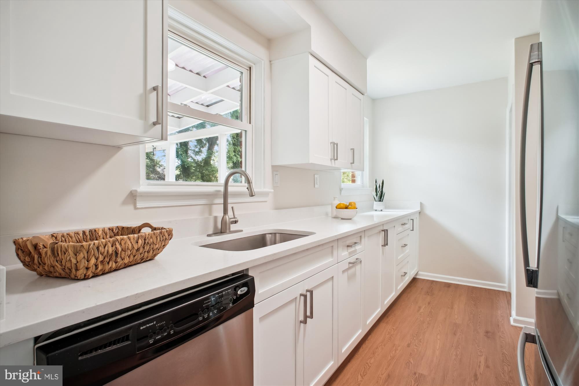 FAIRWAY HILLS - Residential