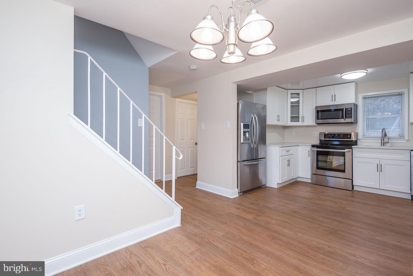 DALE CITY - Residential