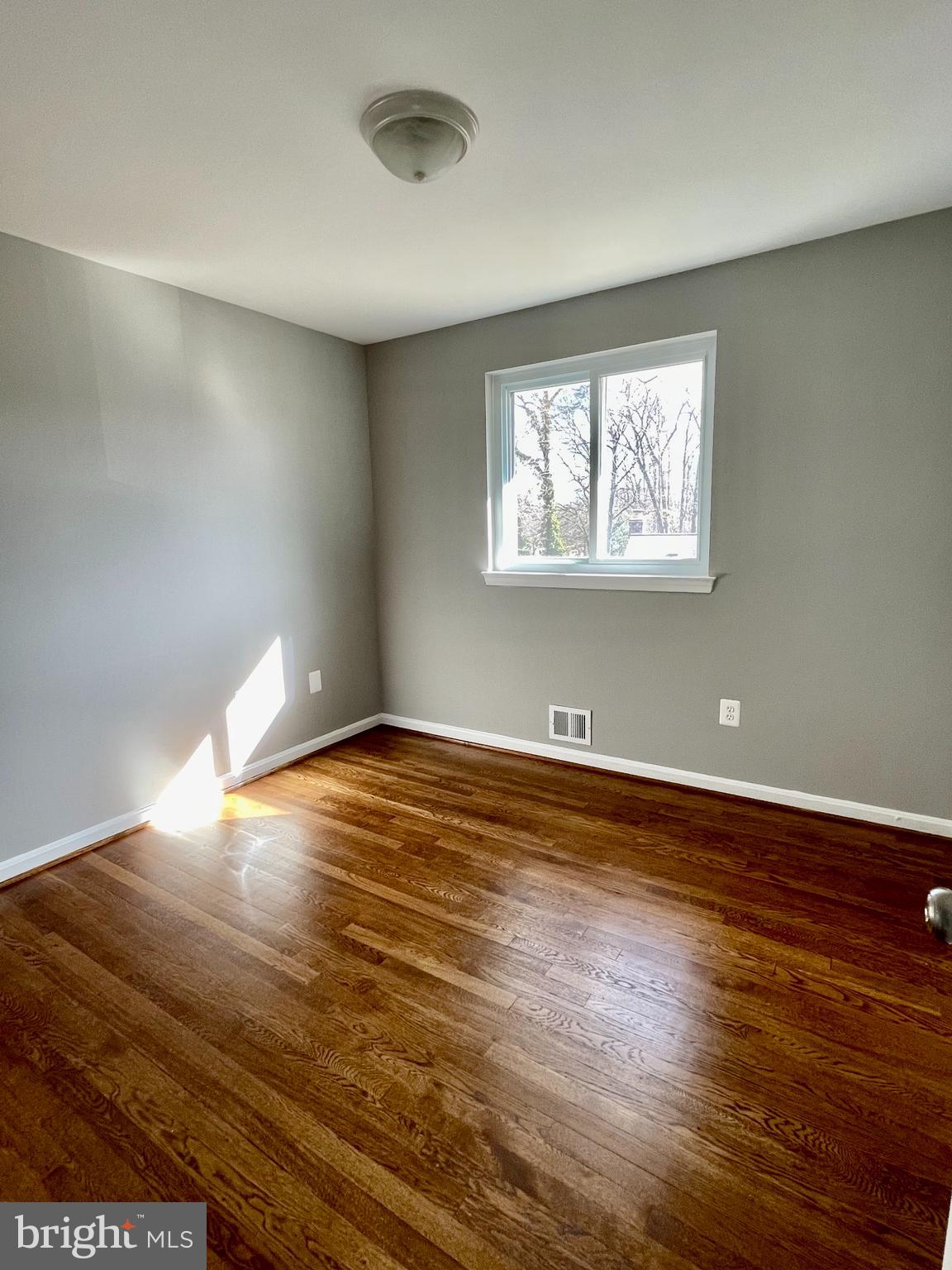 KINGS PARK - Residential