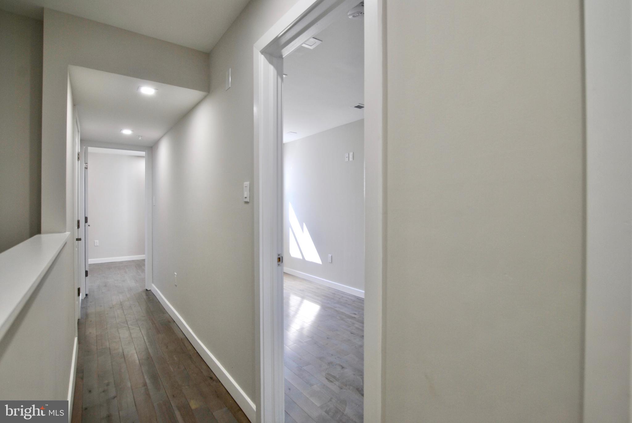 PHILADELPHIA (NORTH) - Residential Lease