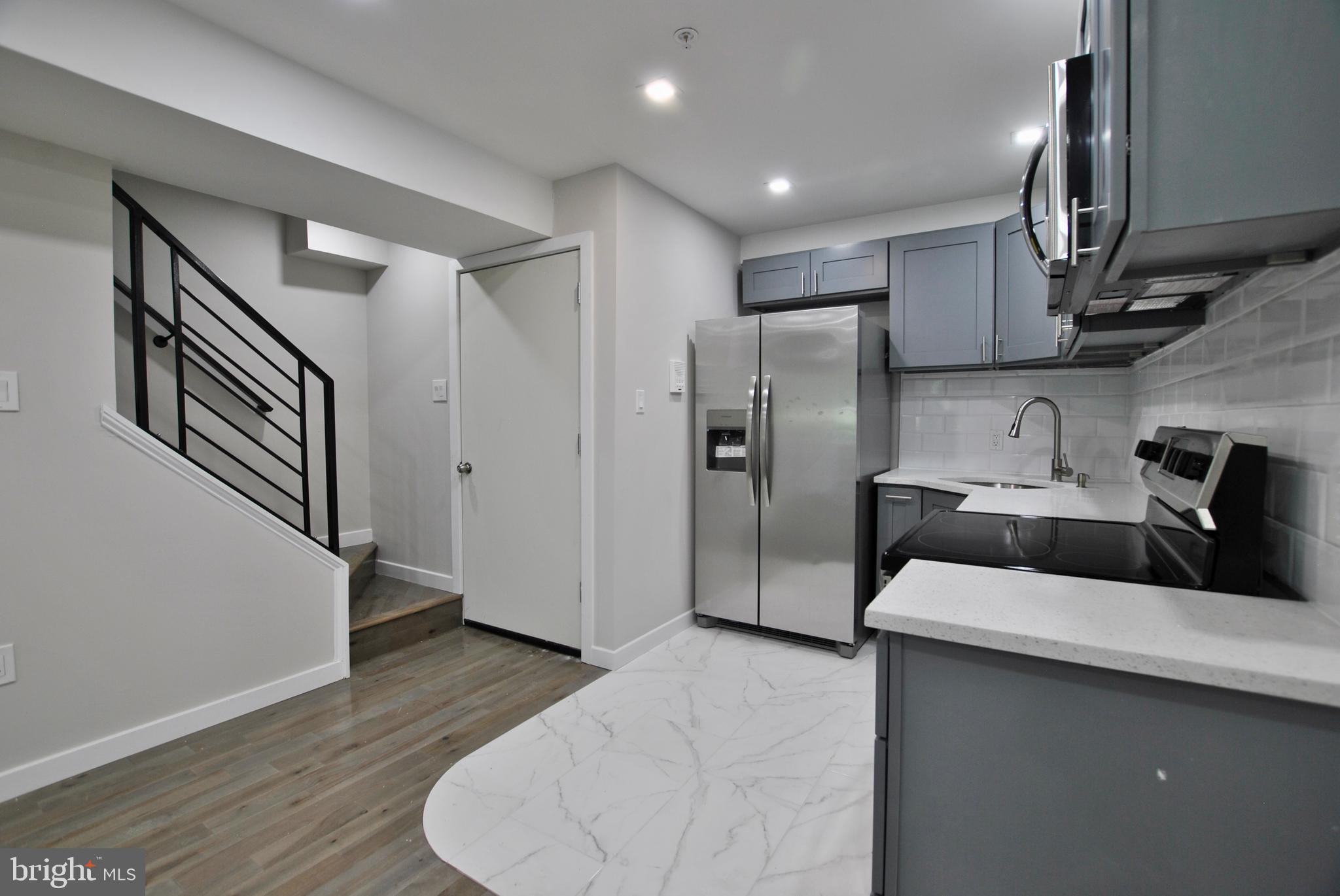 PHILADELPHIA (NORTH) - Residential Lease