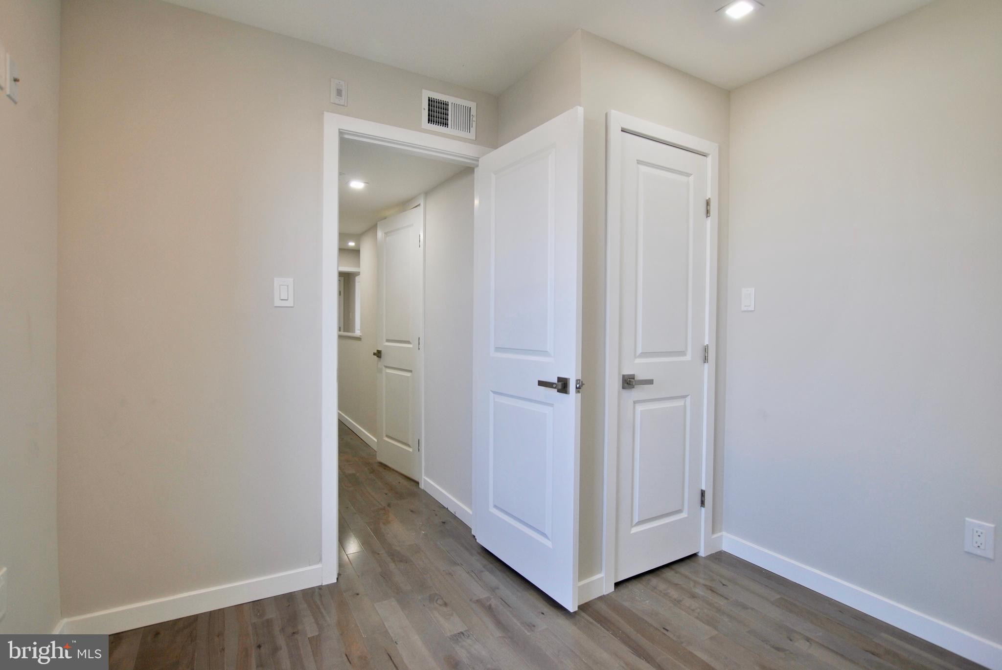 PHILADELPHIA (NORTH) - Residential Lease