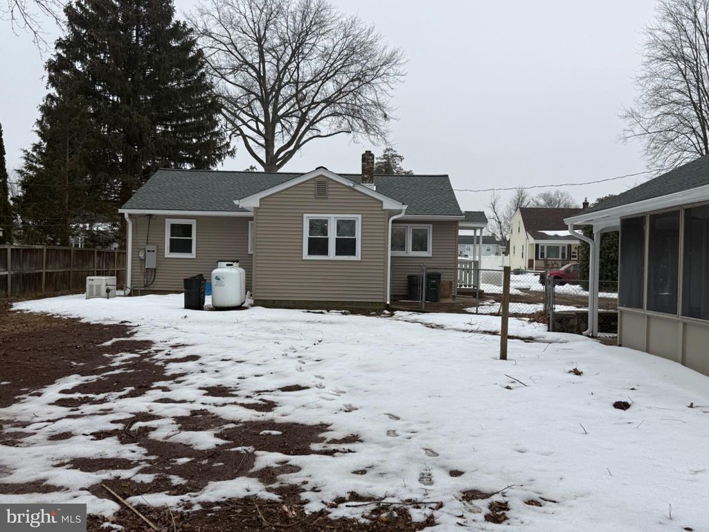 Photo of 1420 S Pleasant Drive, FEASTERVILLE TREVOSE, PA 19053 (MLS # PABU2114420)