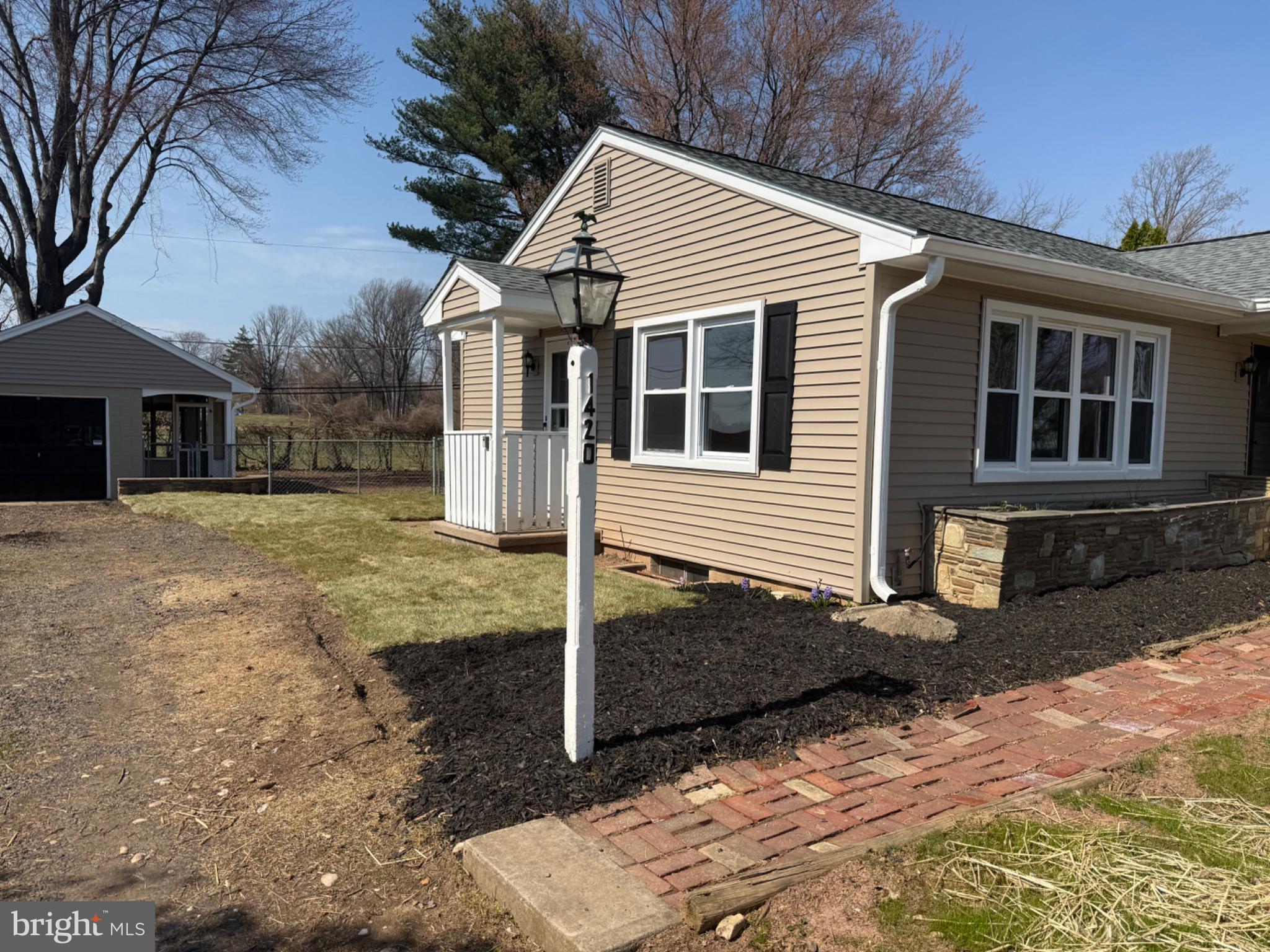 FEASTERVILLE - Residential