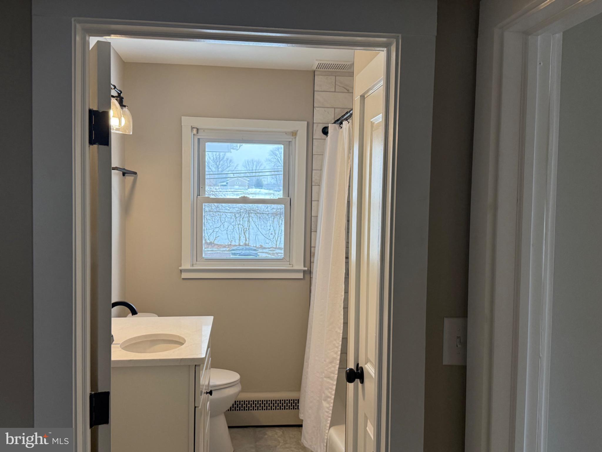 FEASTERVILLE - Residential