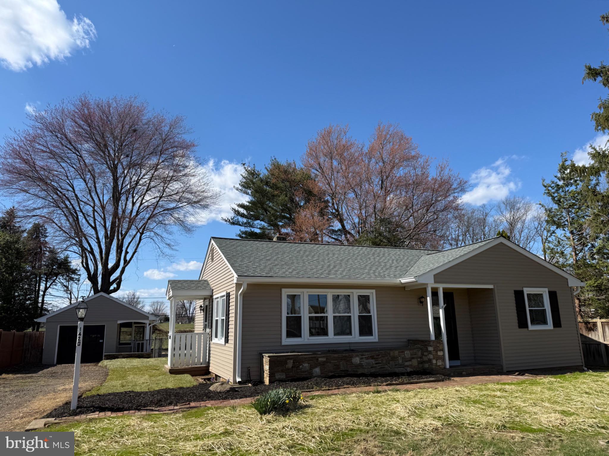 FEASTERVILLE - Residential