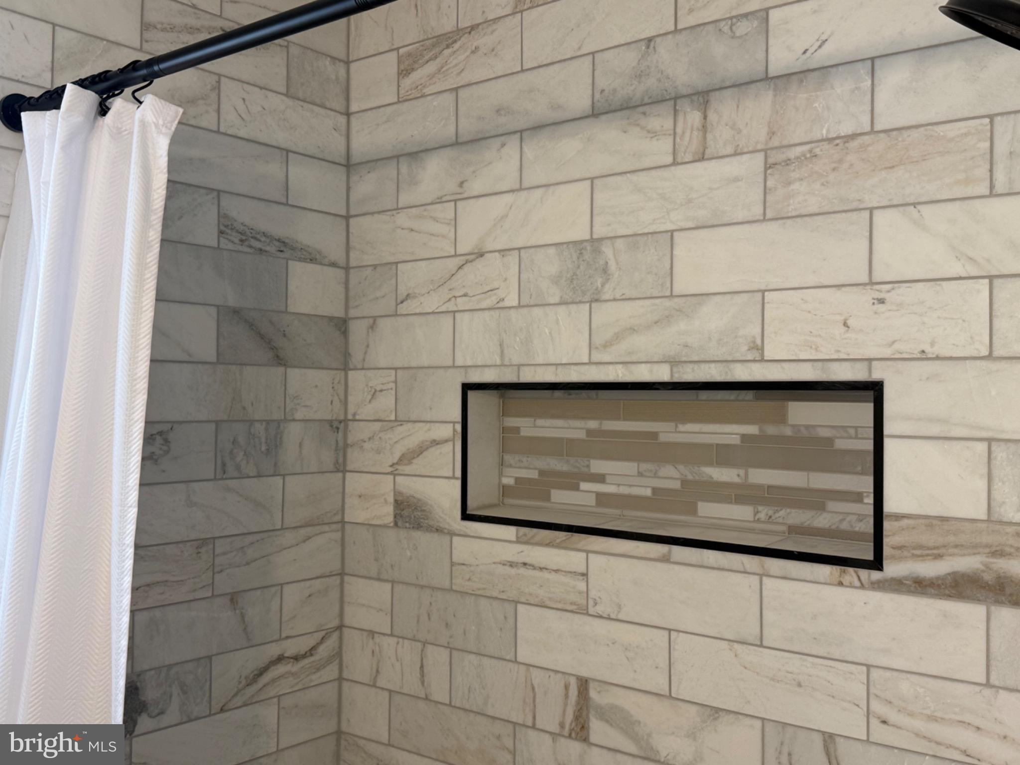 FEASTERVILLE - Residential