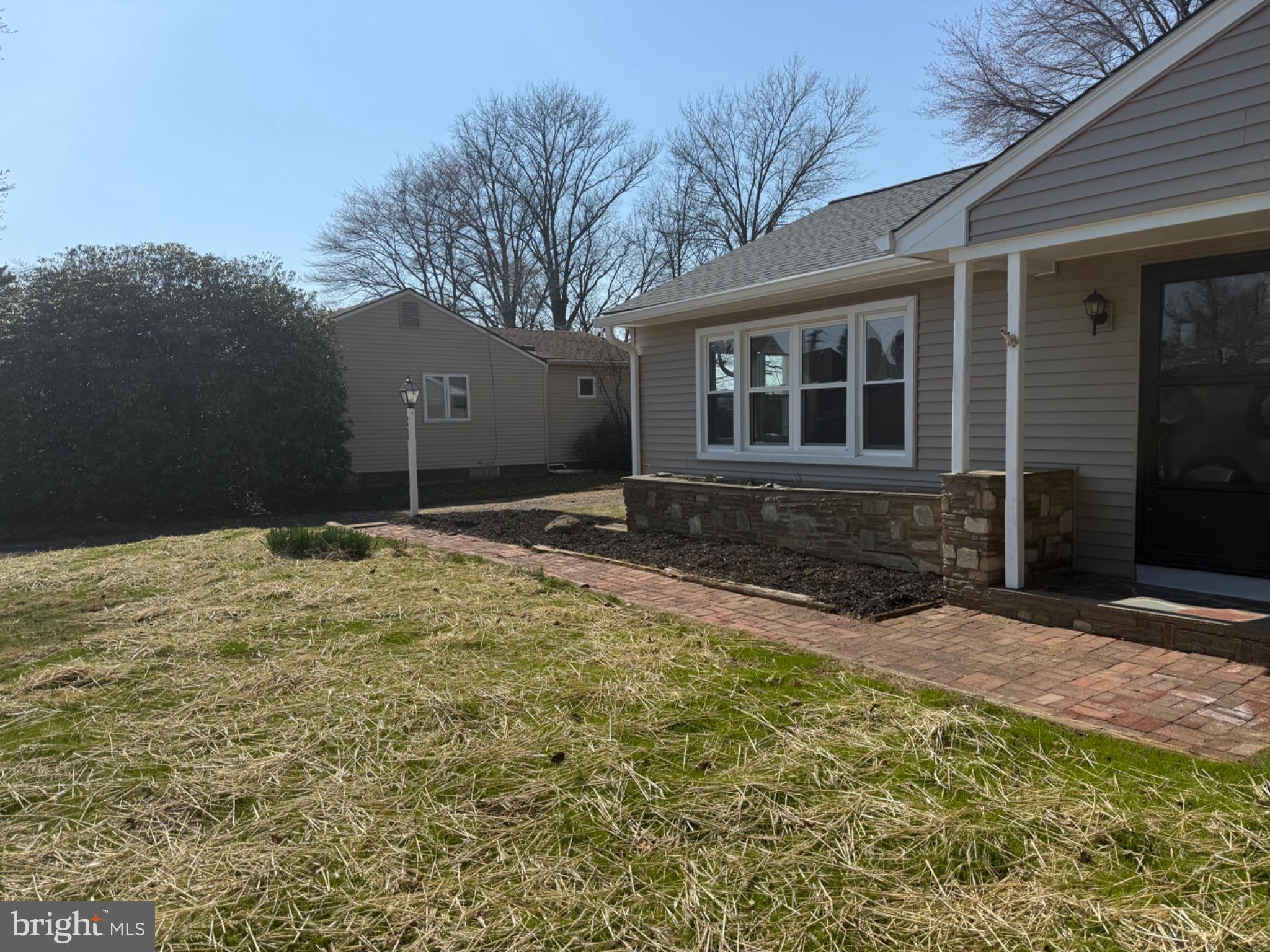 FEASTERVILLE - Residential