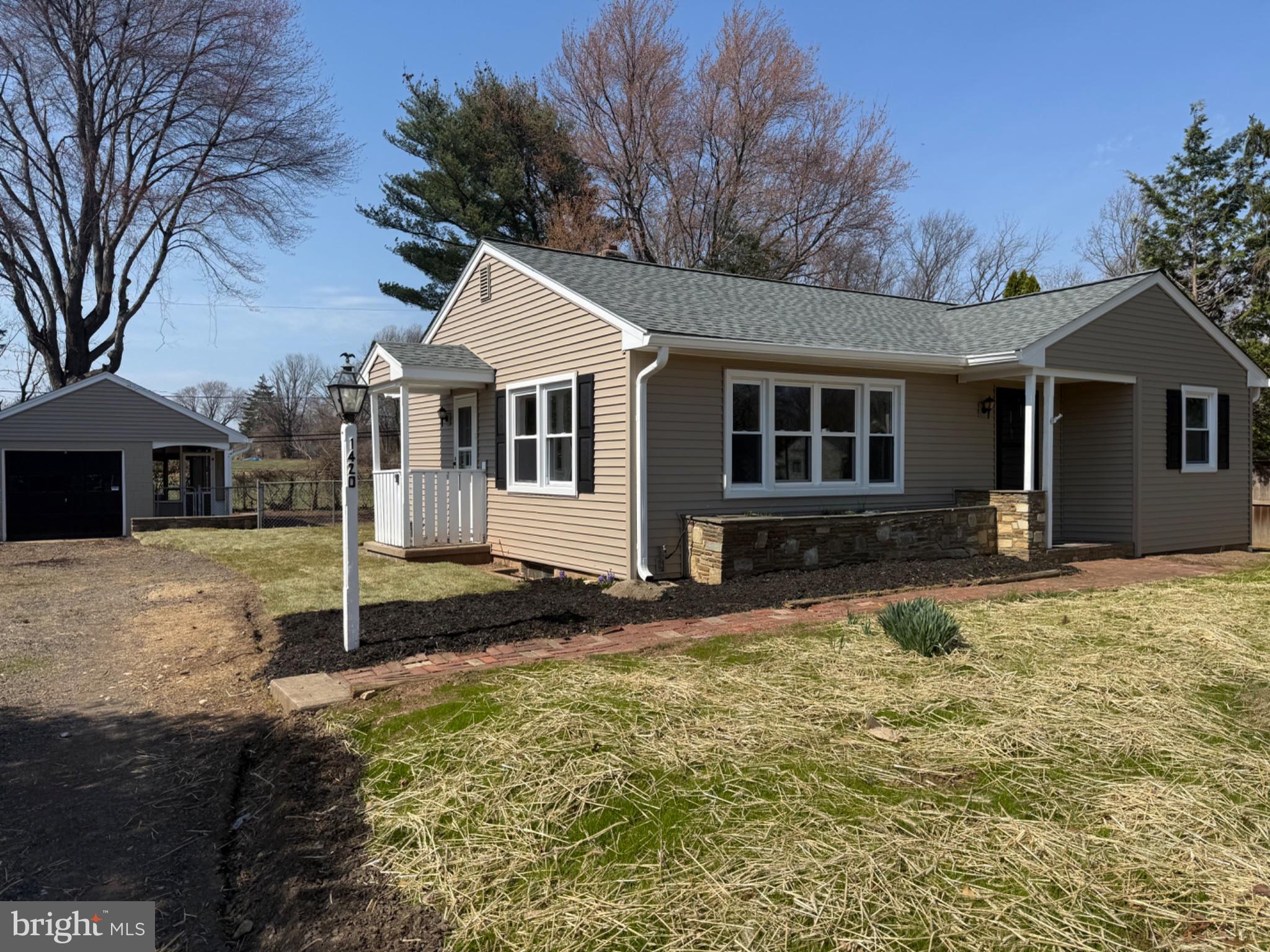 FEASTERVILLE - Residential