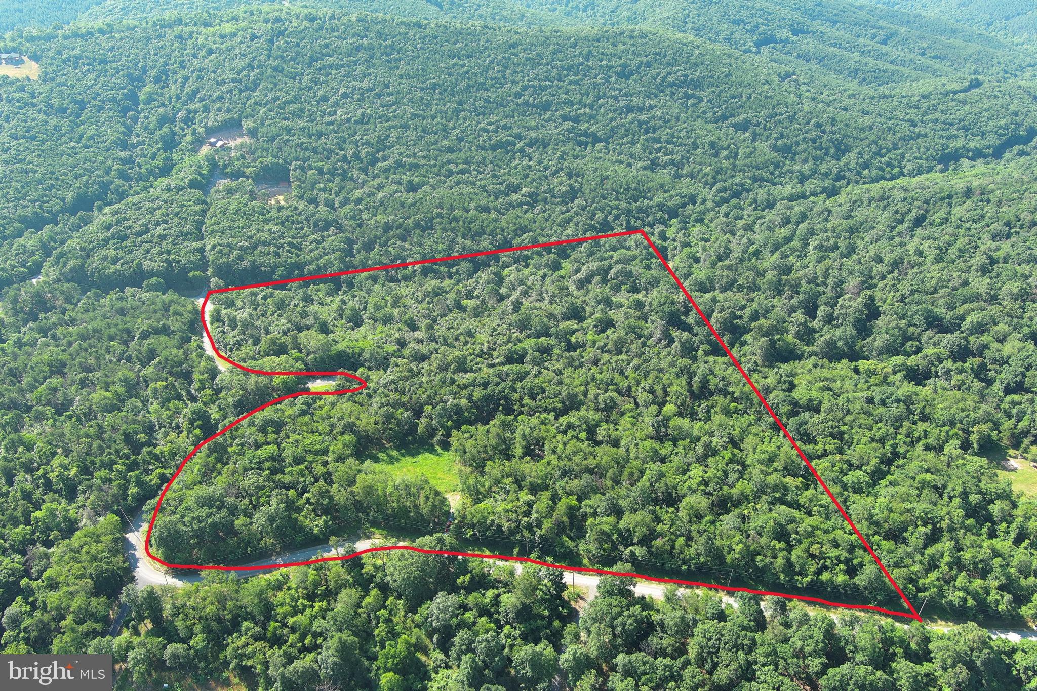 BLUFFS ON THE POTOMAC - Land