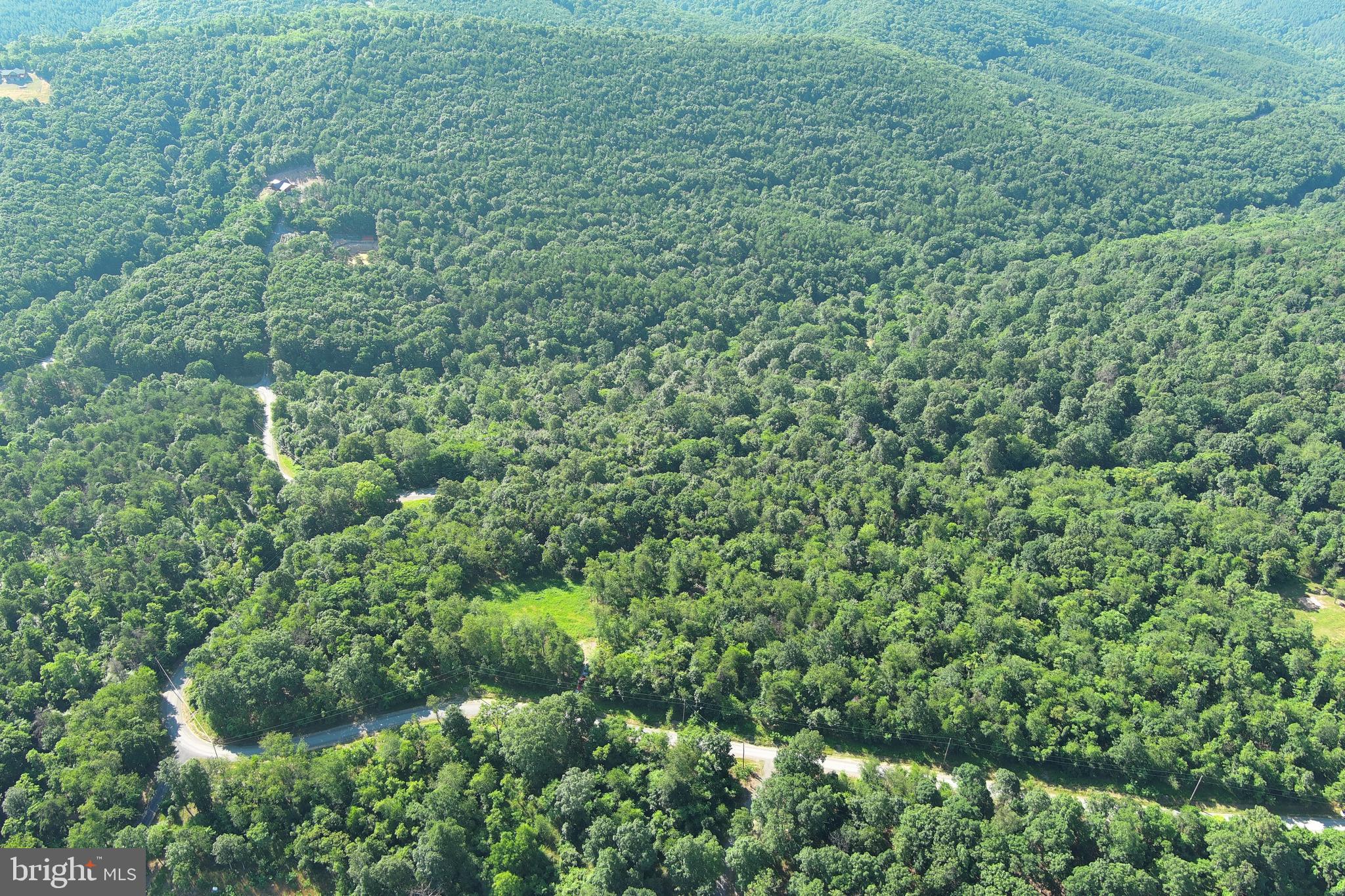 BLUFFS ON THE POTOMAC - Land