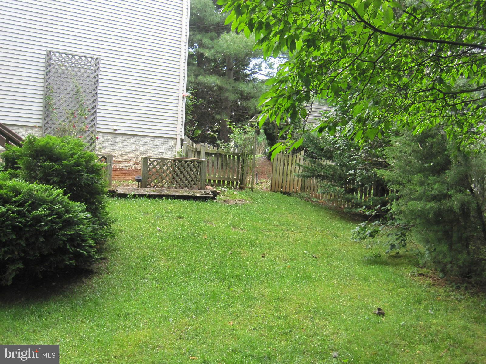 FRANKLIN GLEN - Residential Lease