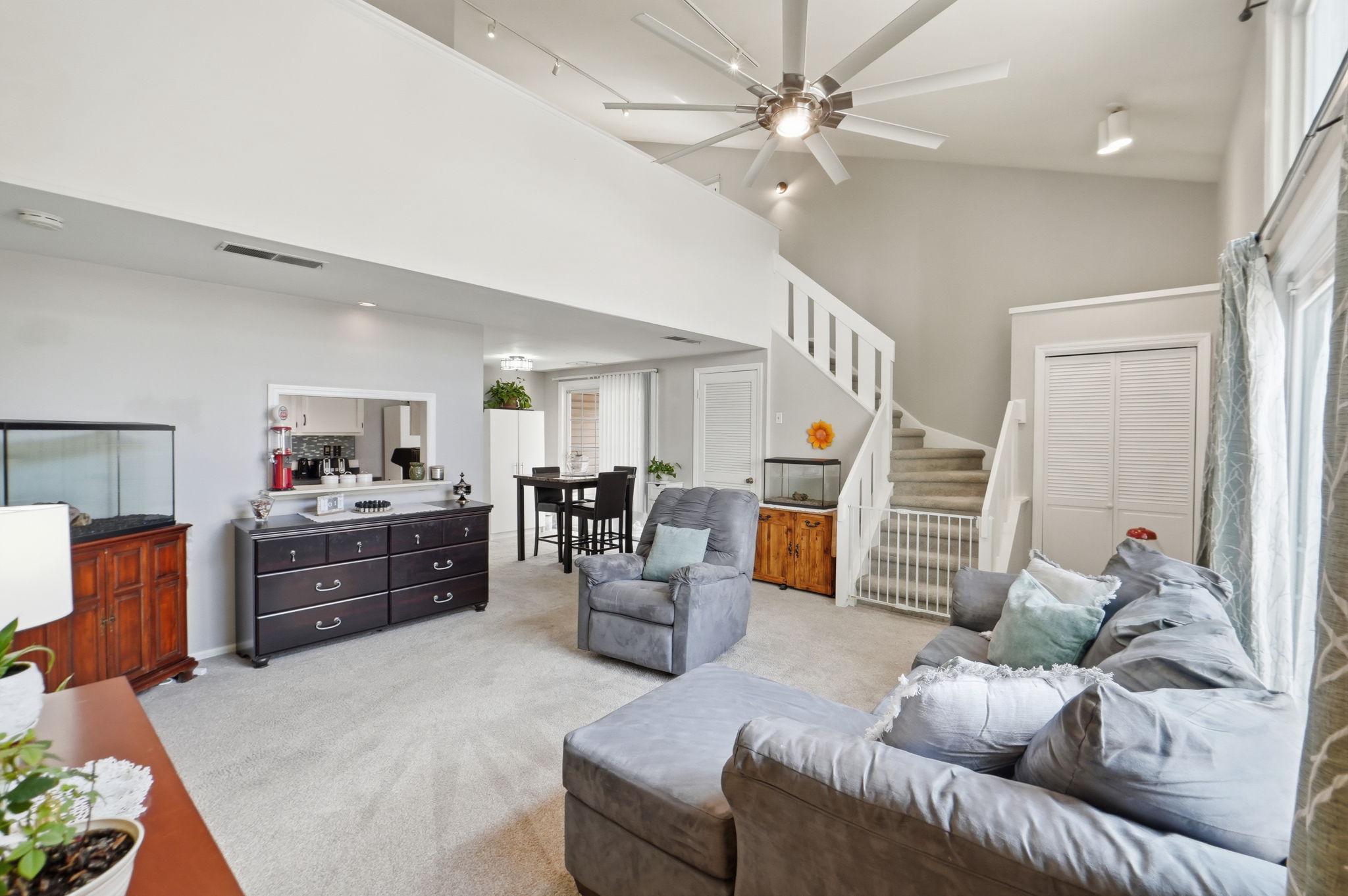 WOODLANDS NORTH - Residential