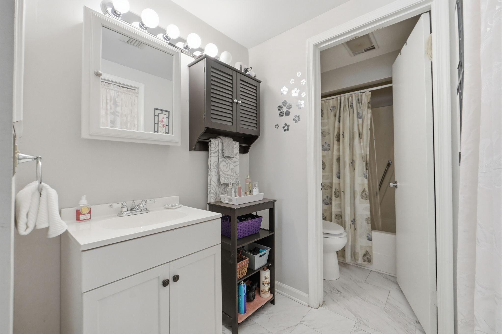 WOODLANDS NORTH - Residential