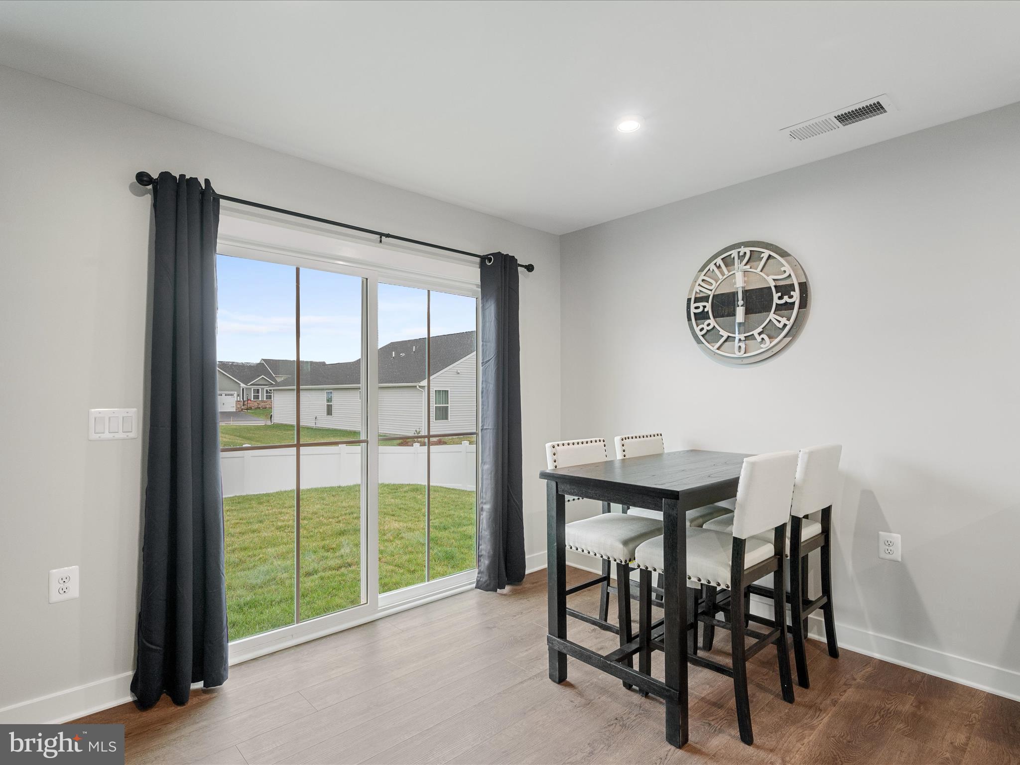 CARDINAL POINTE - Residential