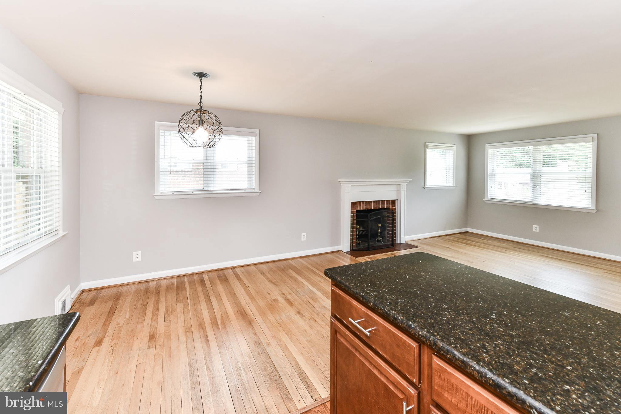 BROYHILL PARK - Residential Lease