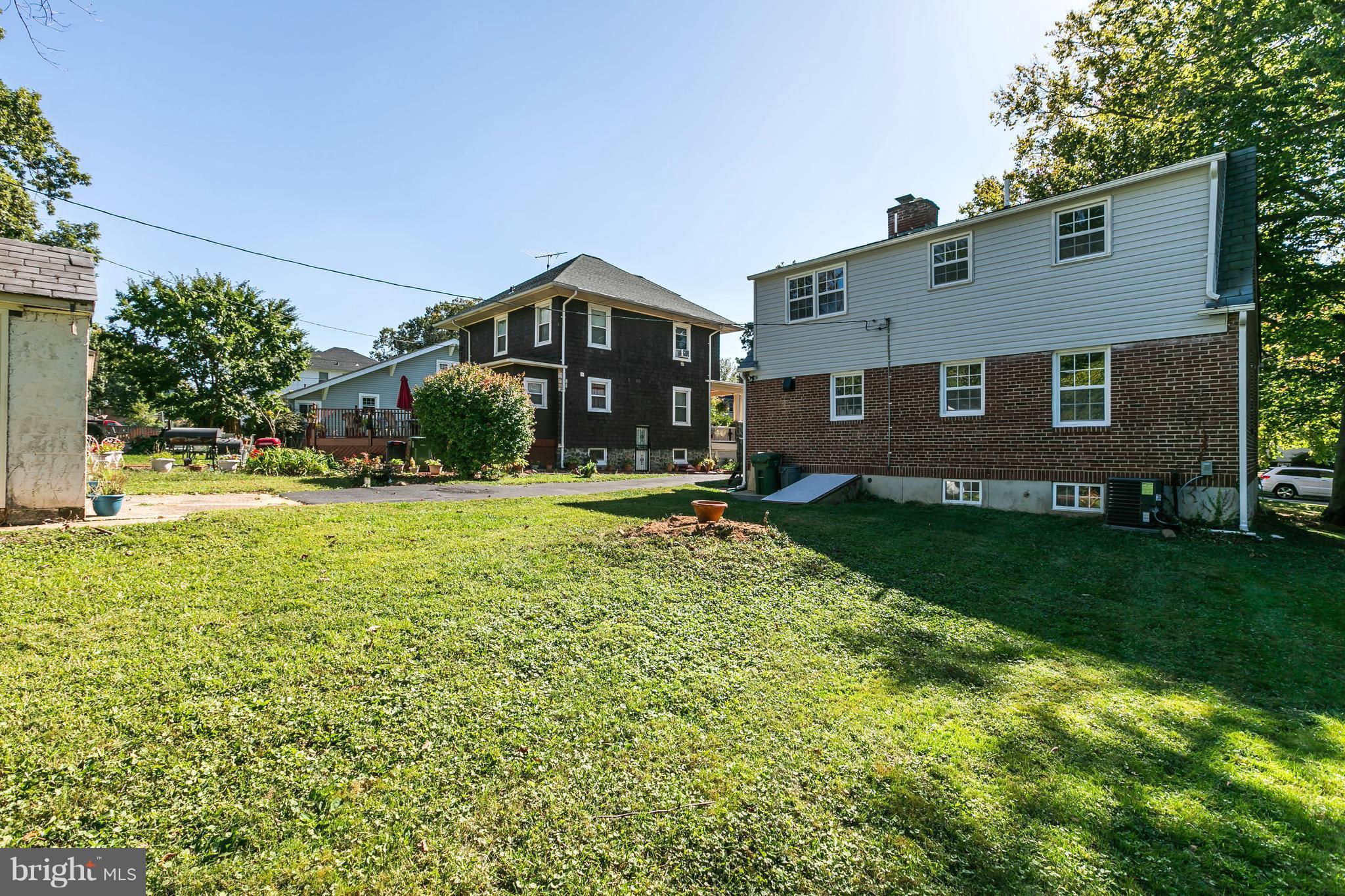 HUNTING RIDGE HISTORIC DISTRICT - Residential