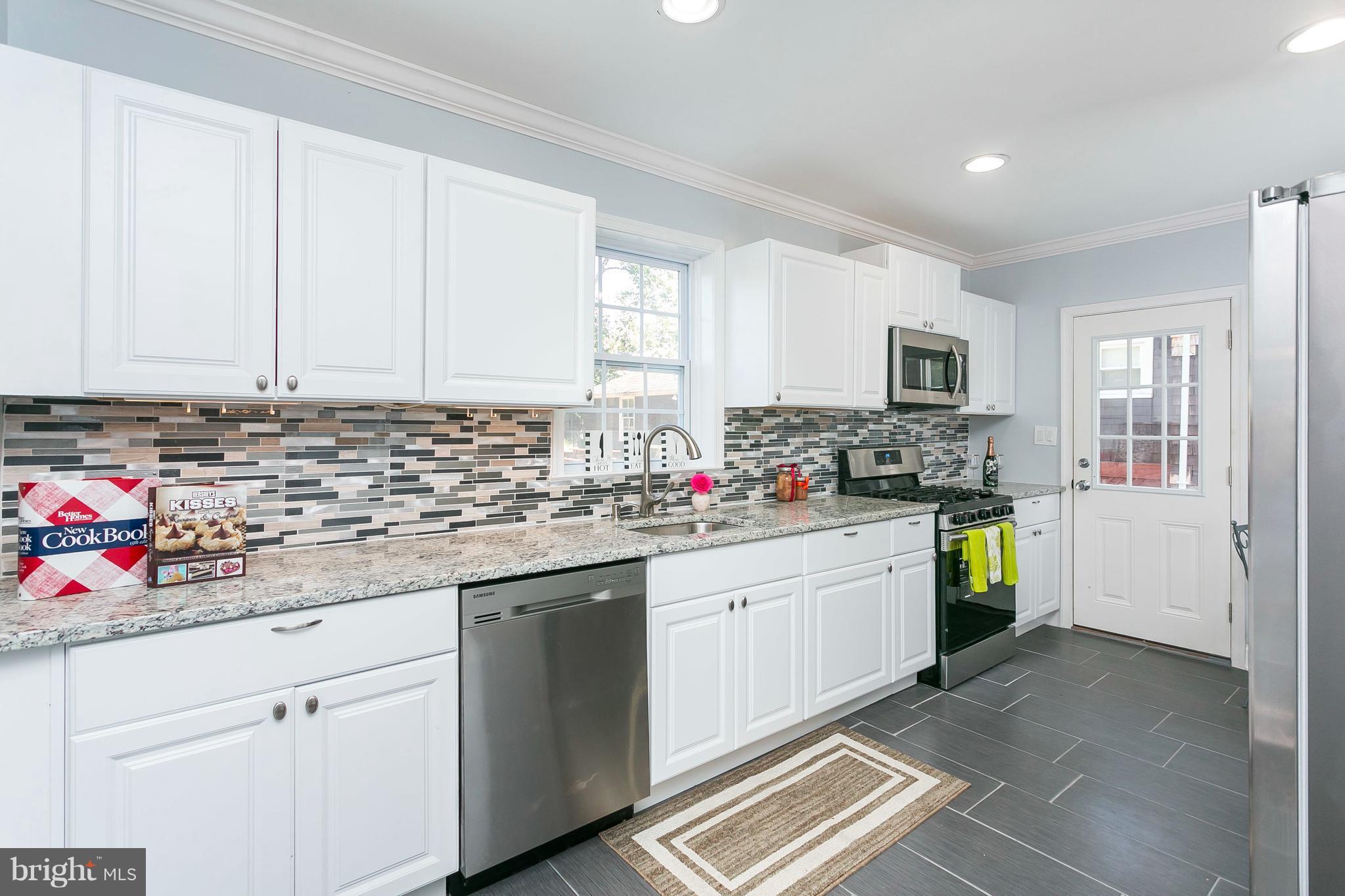 HUNTING RIDGE HISTORIC DISTRICT - Residential