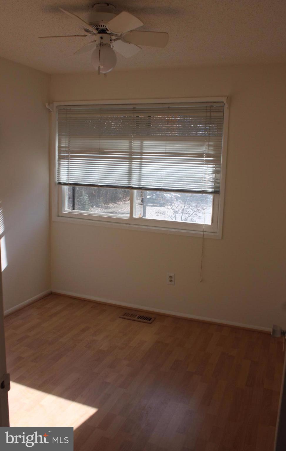 RESTON - Residential Lease