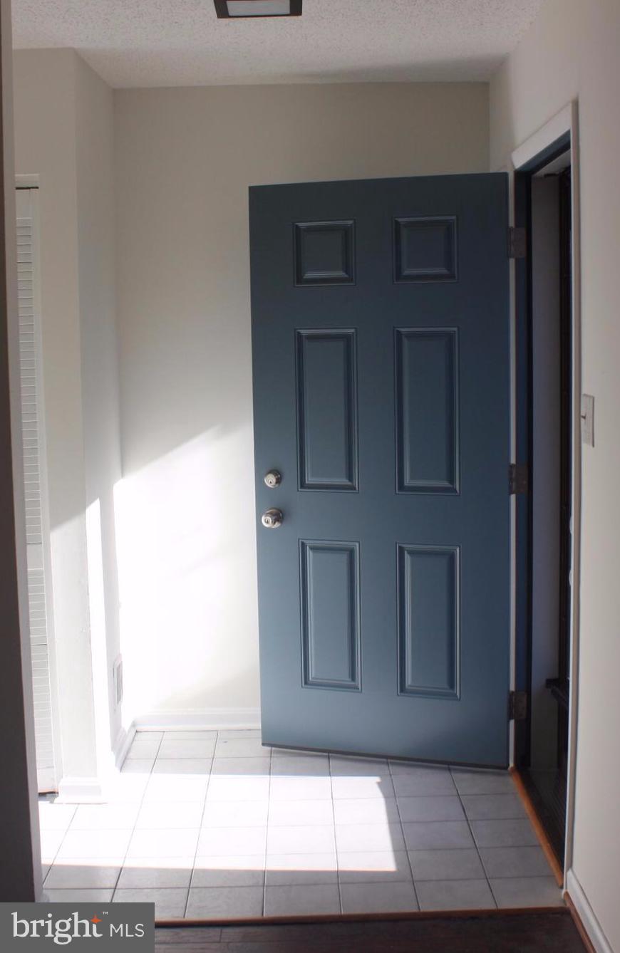 RESTON - Residential Lease