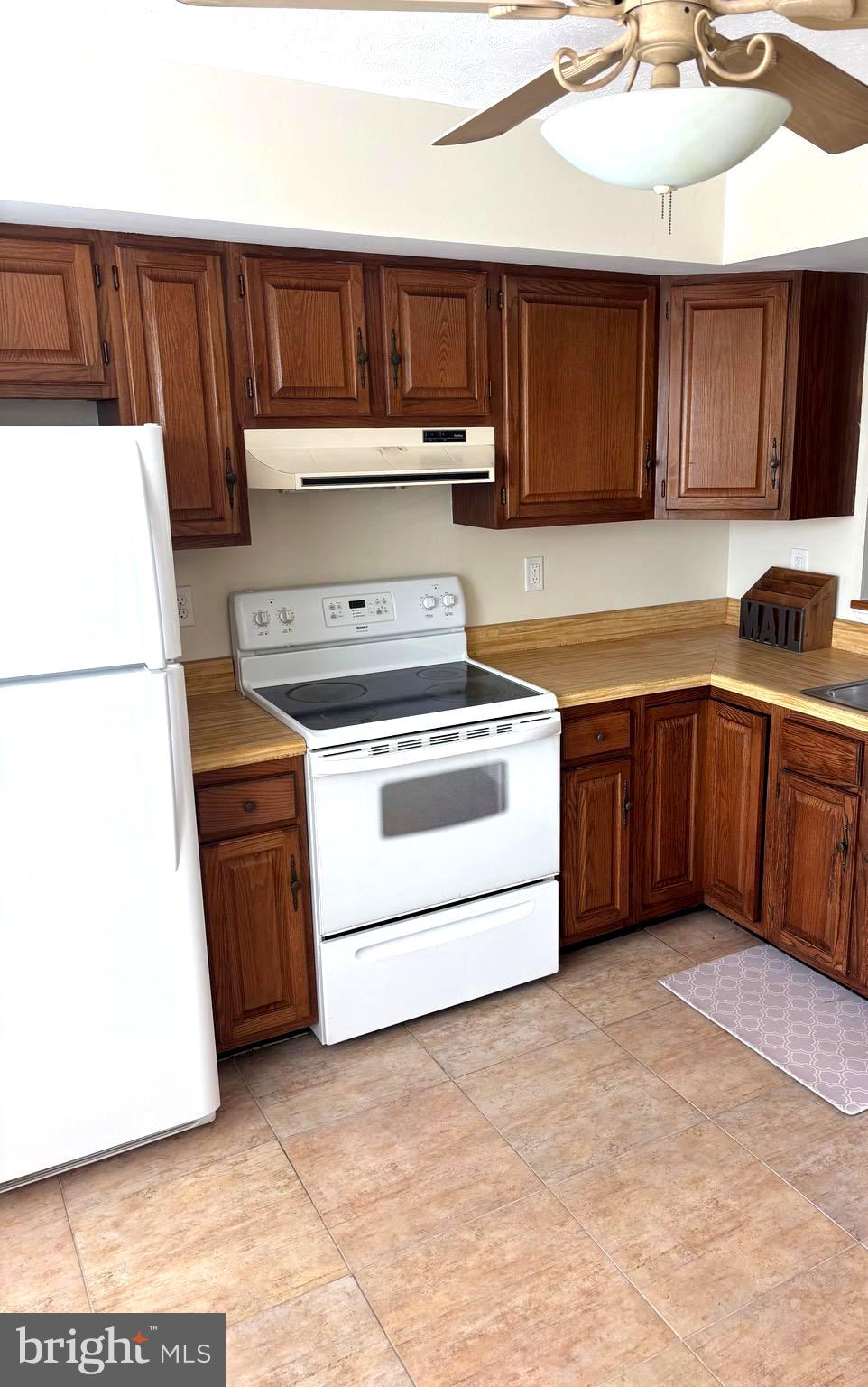 SMALL CROSSINGS - Residential