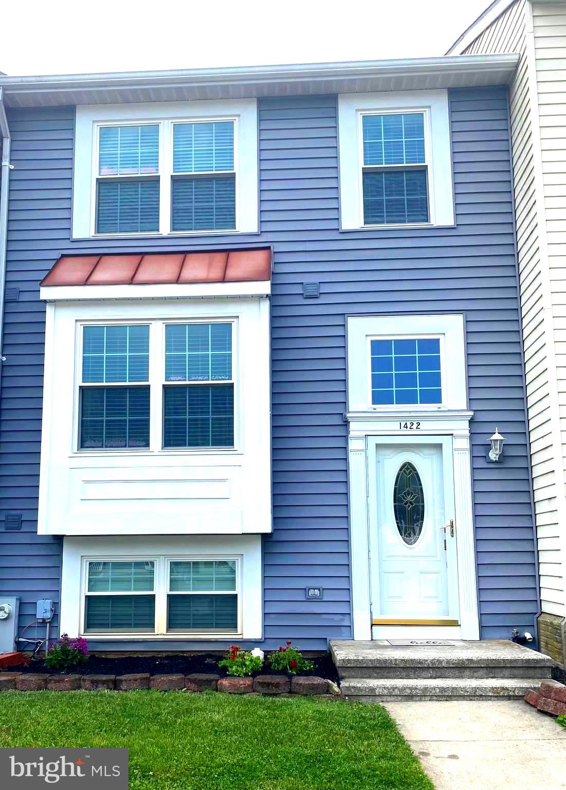 SMALL CROSSINGS - Residential