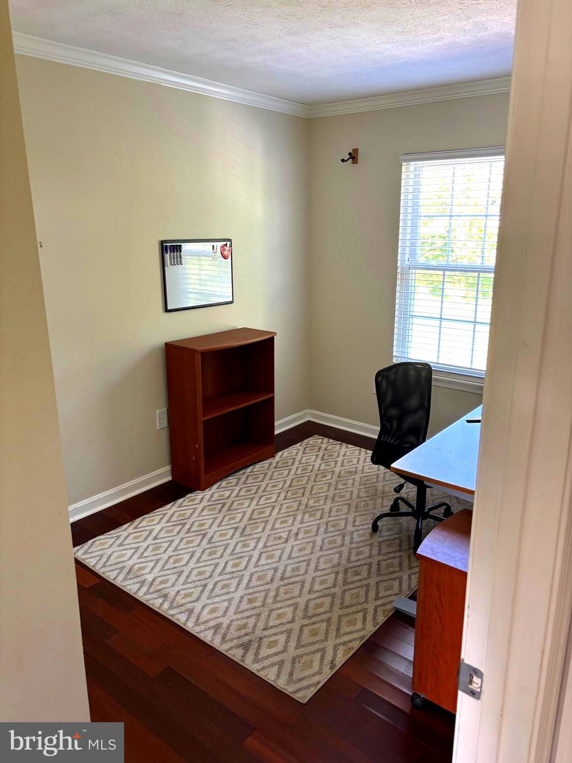 SMALL CROSSINGS - Residential