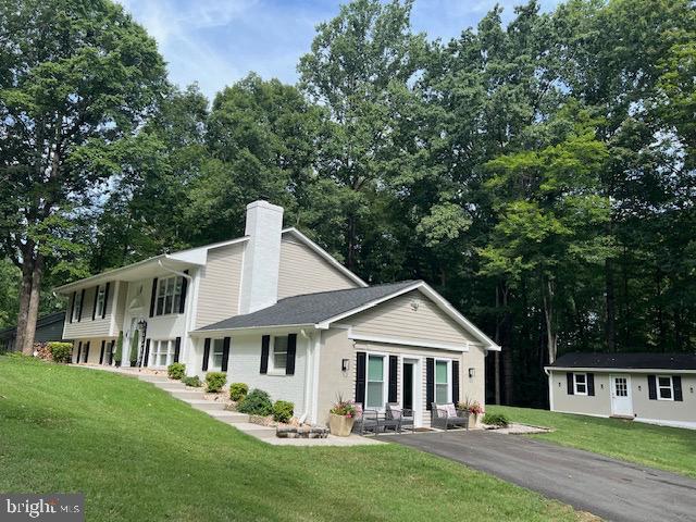 ROSE HILL FARMS - Residential Lease