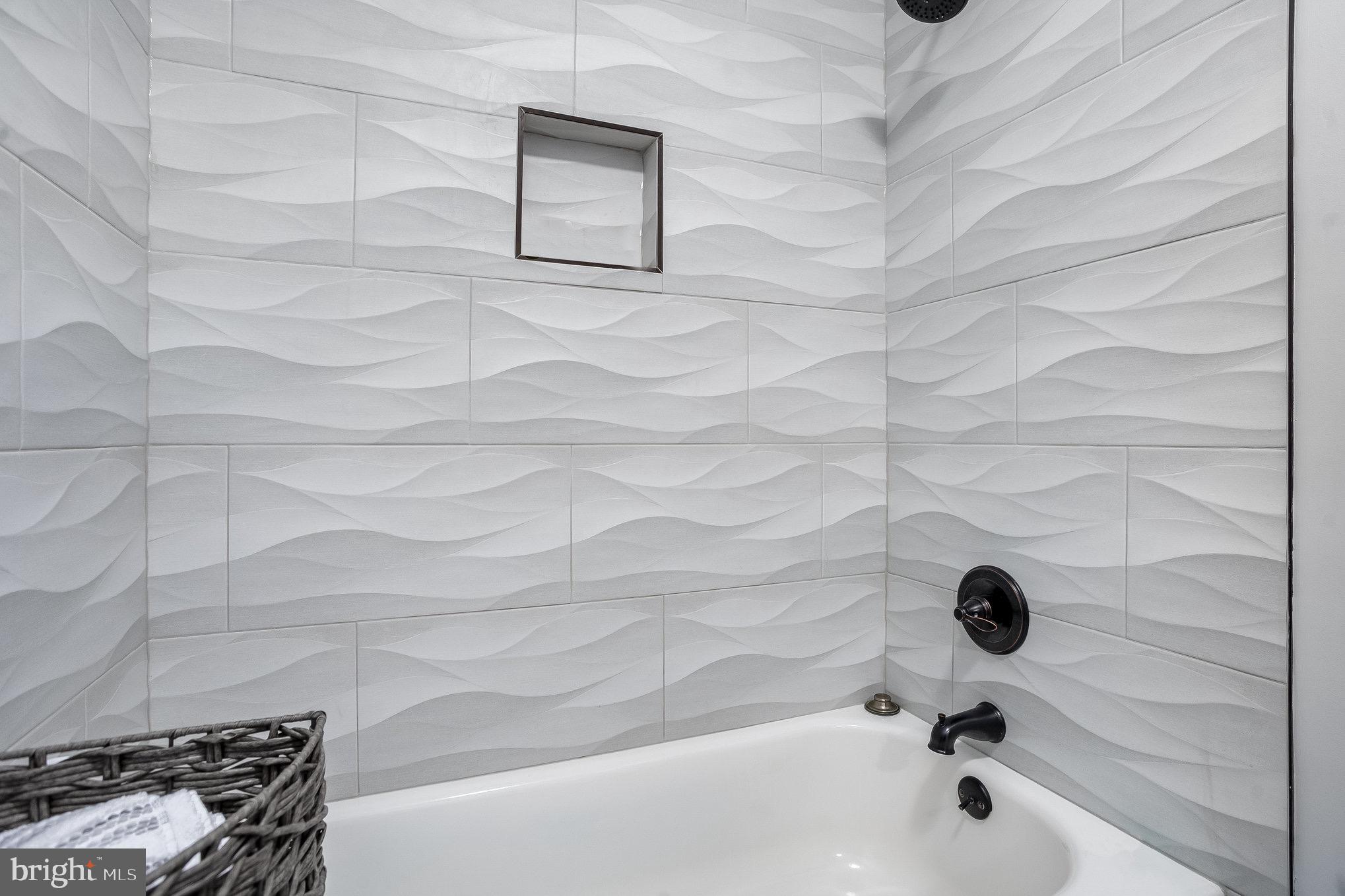 ROSE HILL FARMS - Residential Lease