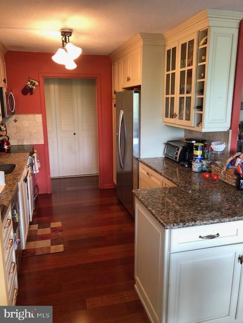 GREEN HILL - Residential