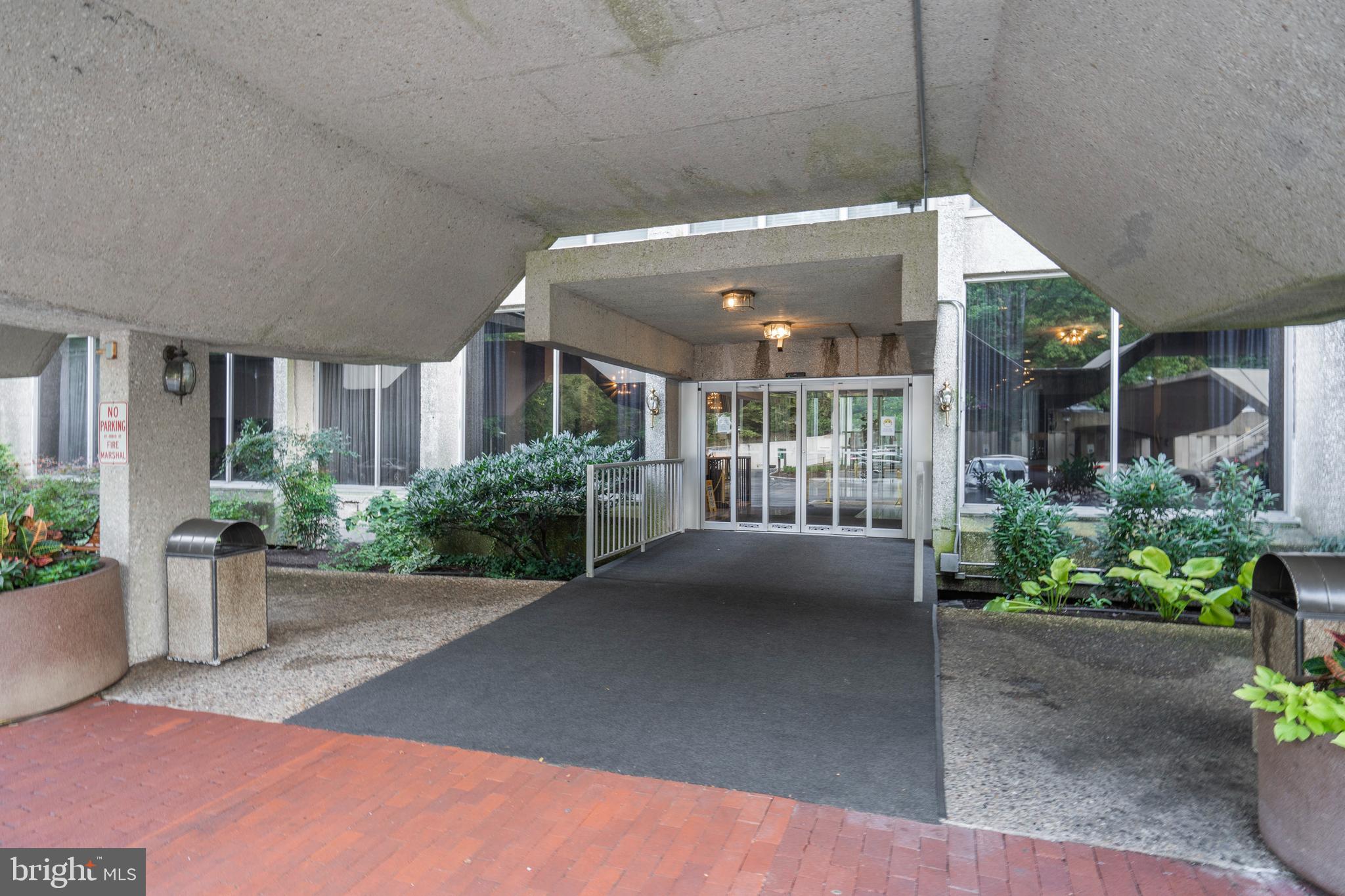 GREEN HILL - Residential