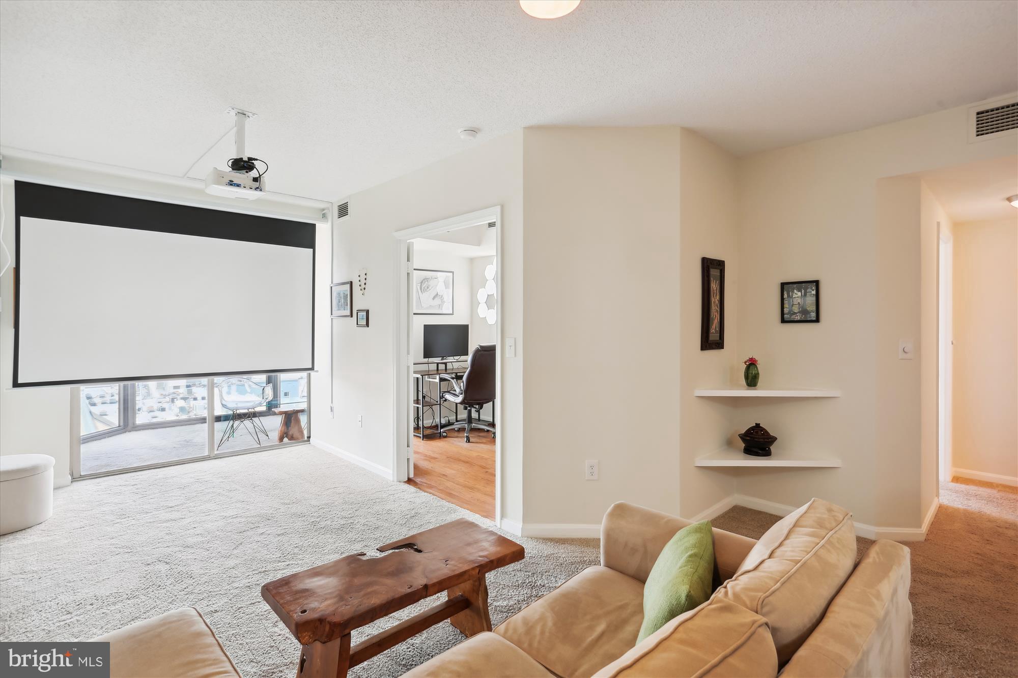 THE VICTORIA - Residential