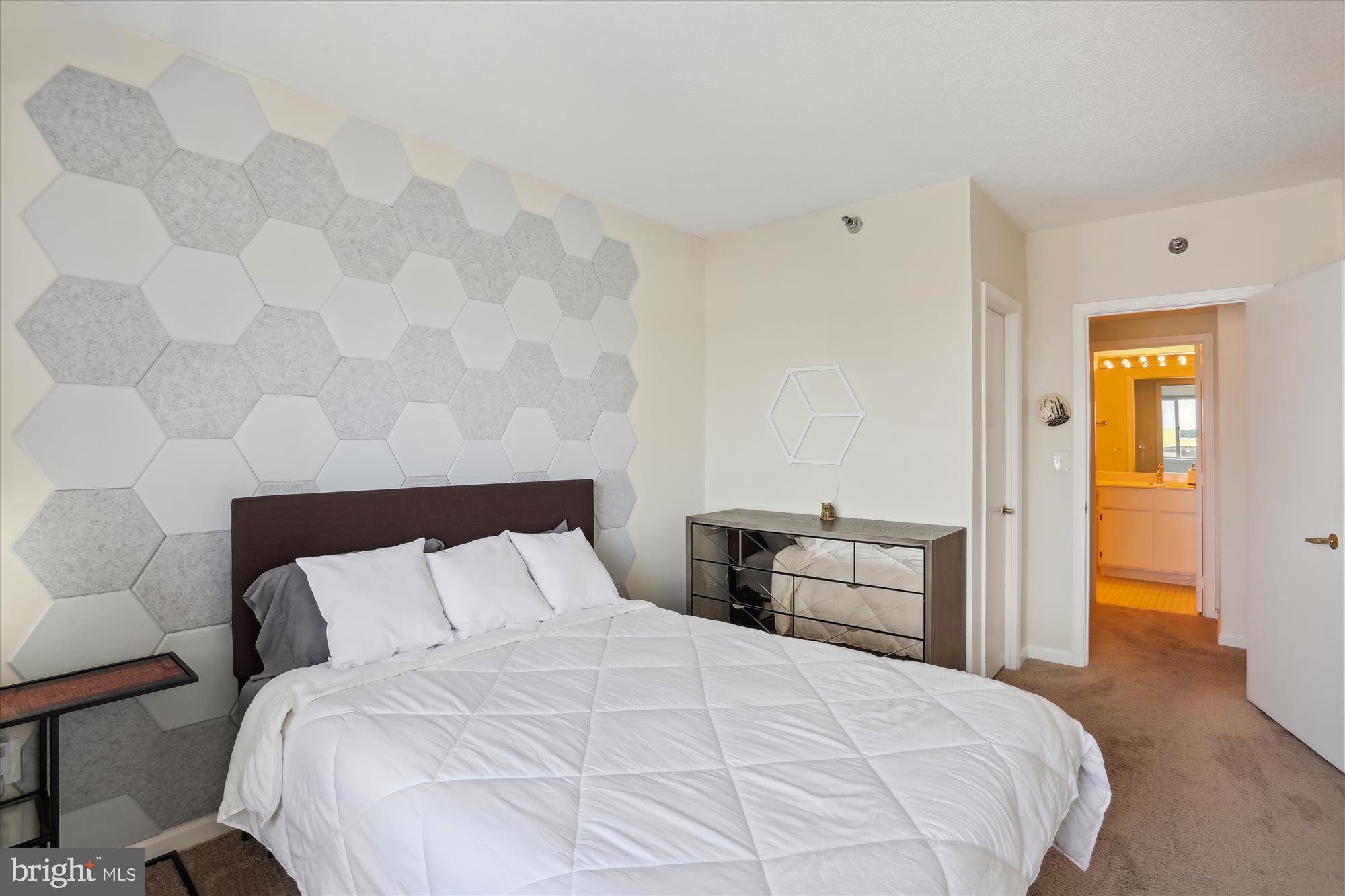 THE VICTORIA - Residential