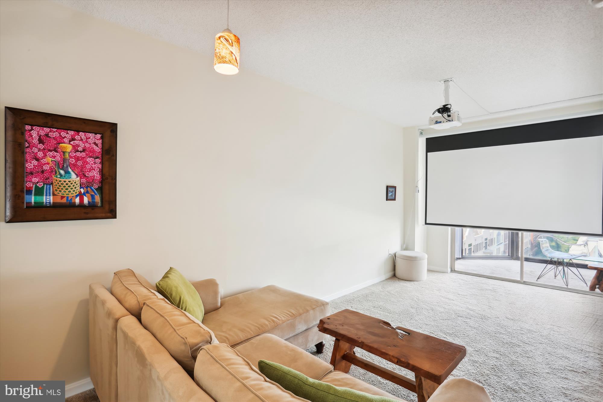 THE VICTORIA - Residential