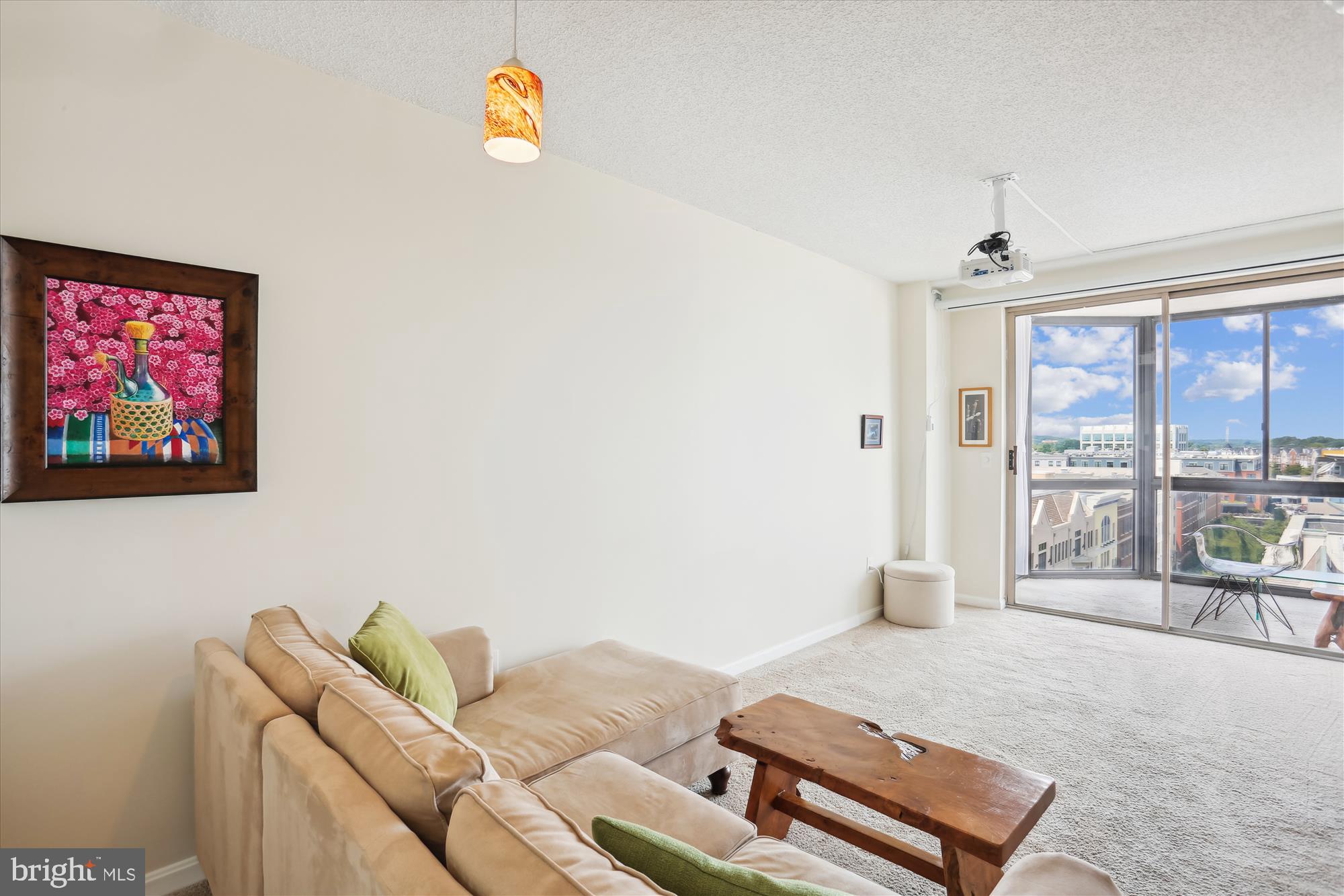 THE VICTORIA - Residential