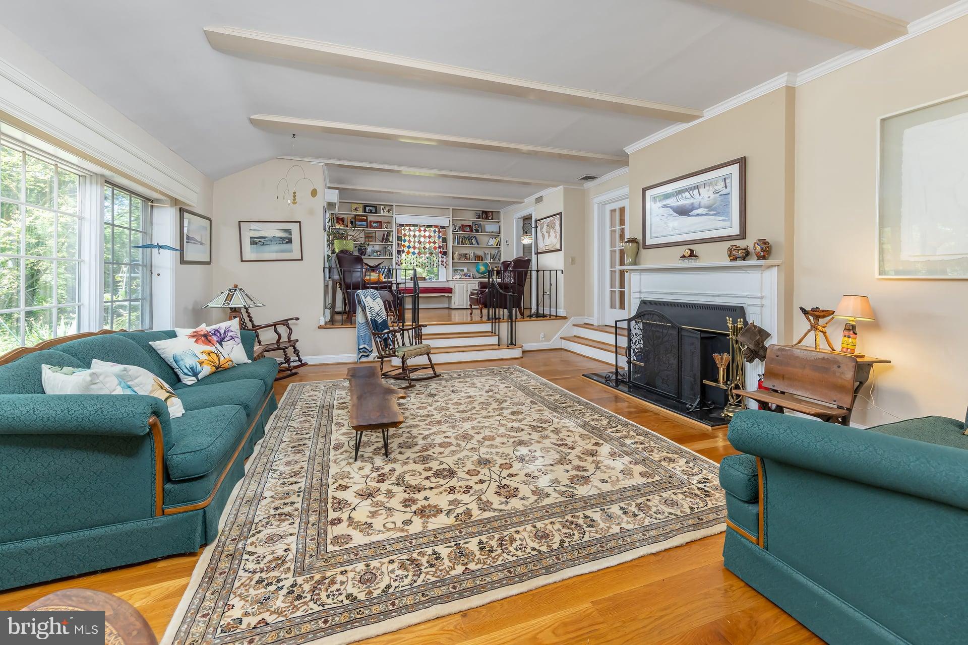 46 LAKE DRIVE