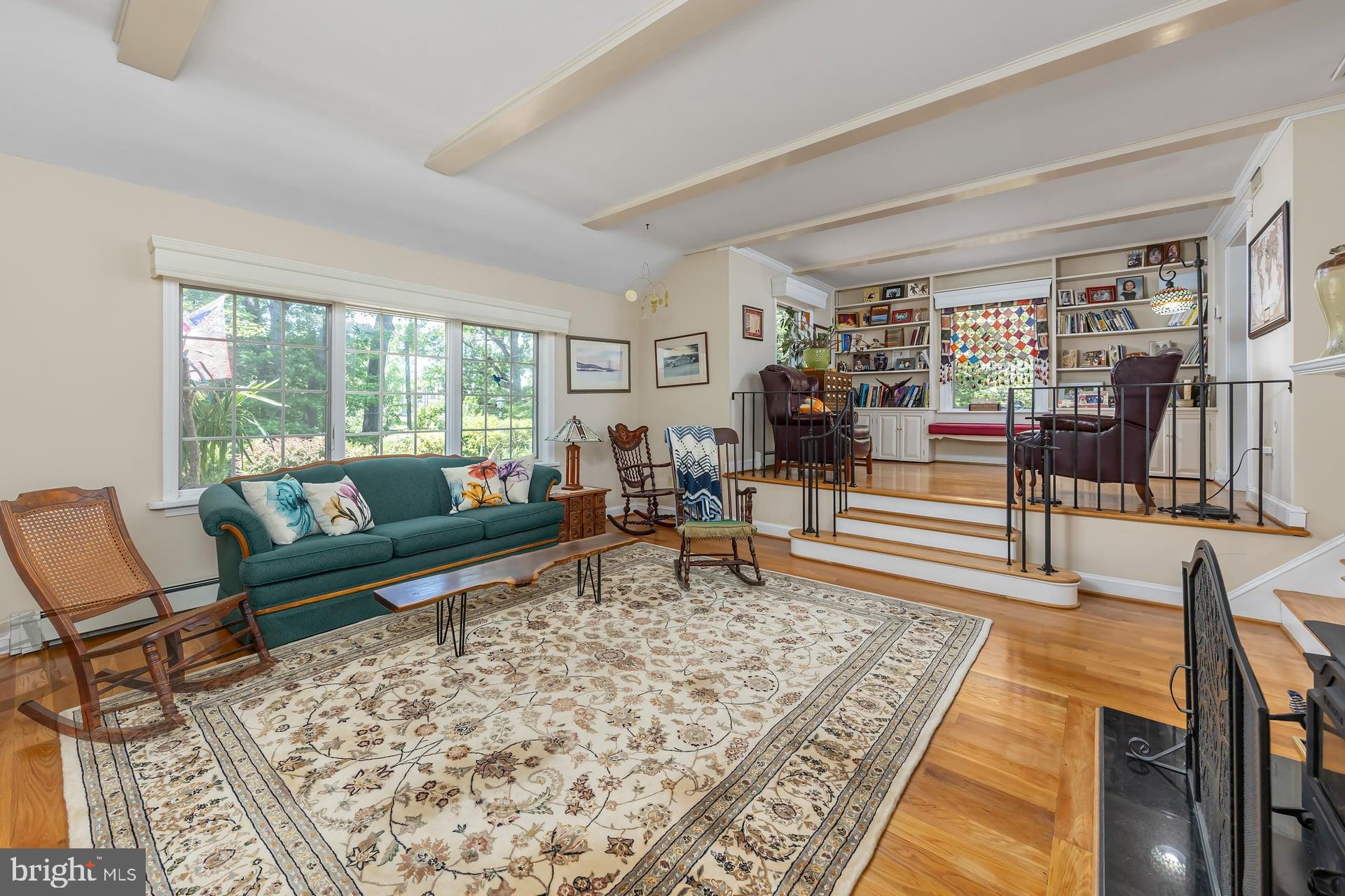 46 LAKE DRIVE