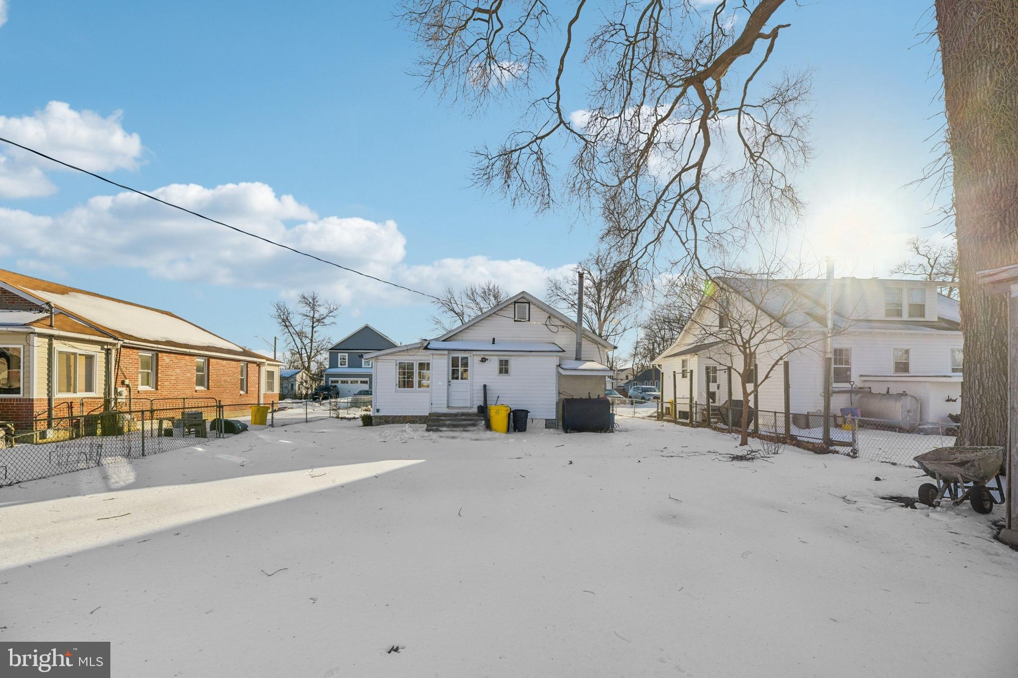 BEVERLEY BEACH - Residential