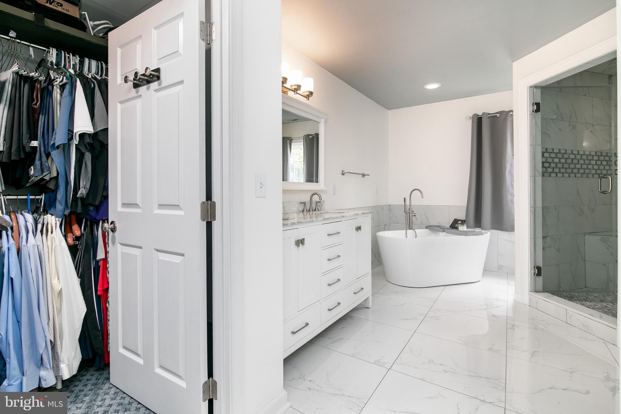 PEMBERTON PONDS - Residential