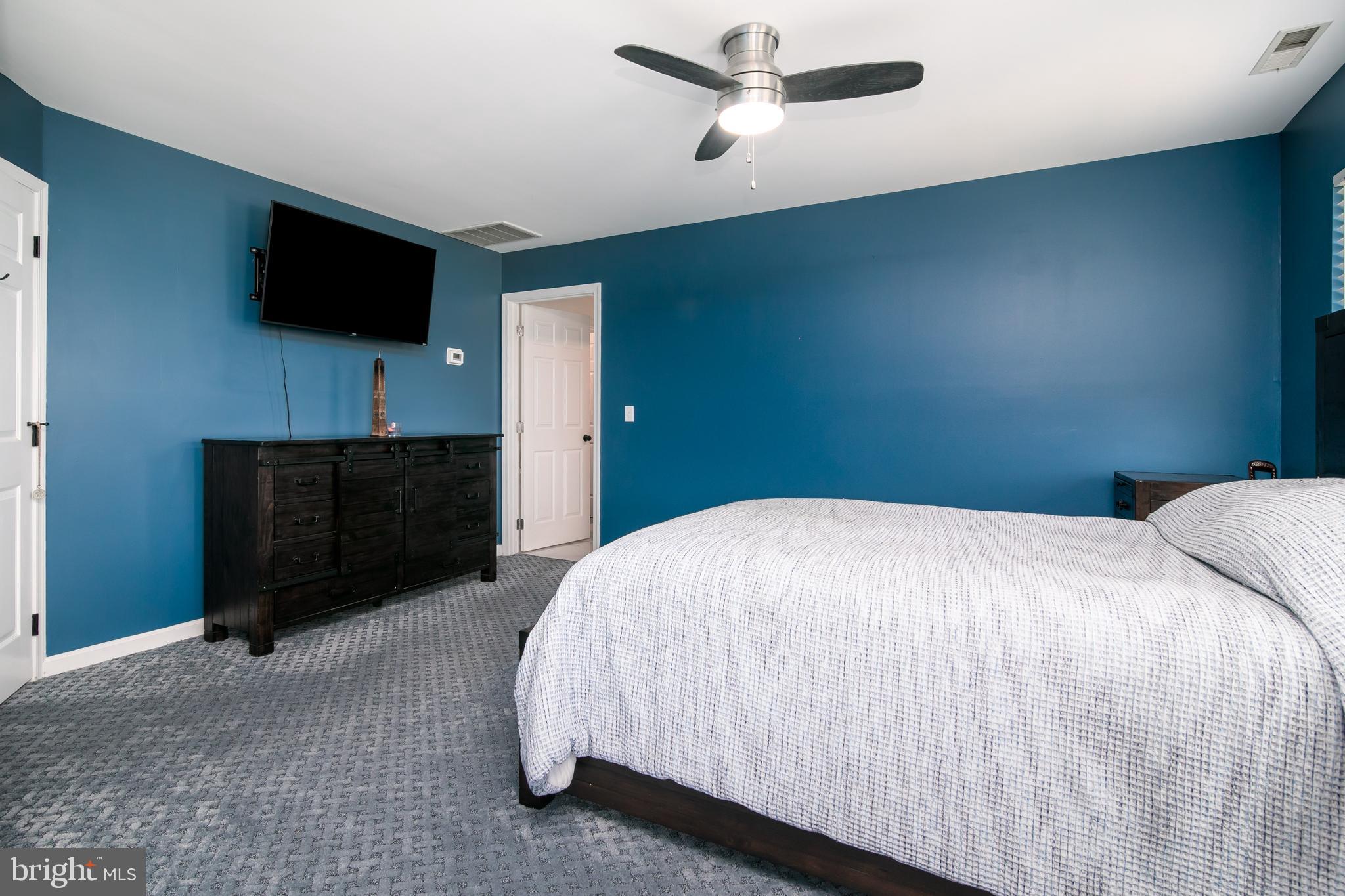 PEMBERTON PONDS - Residential