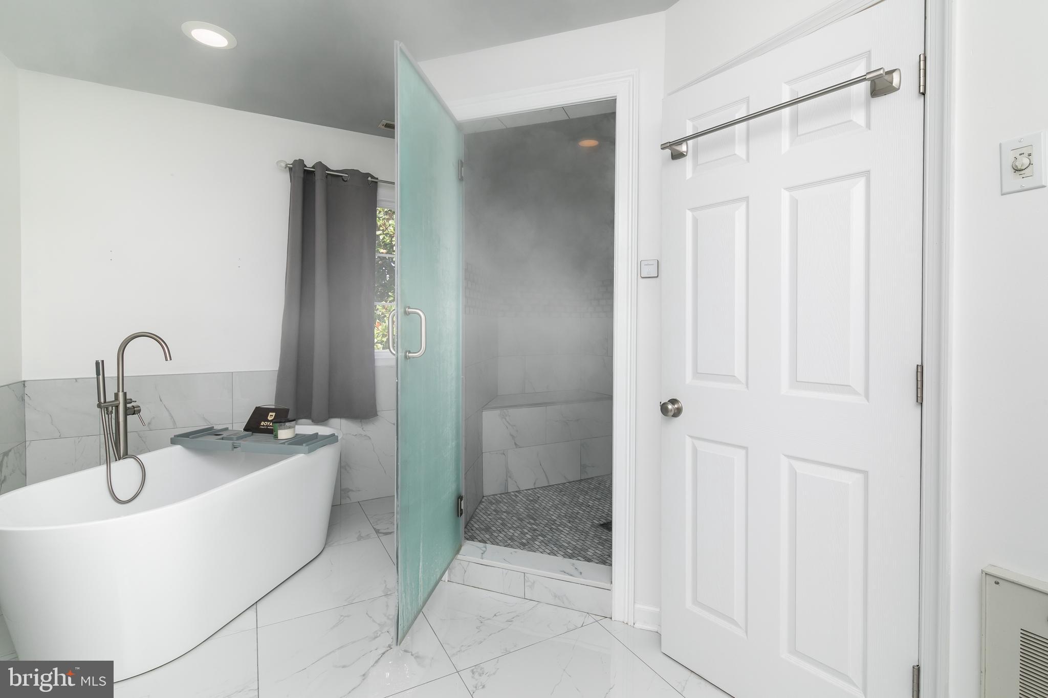 PEMBERTON PONDS - Residential