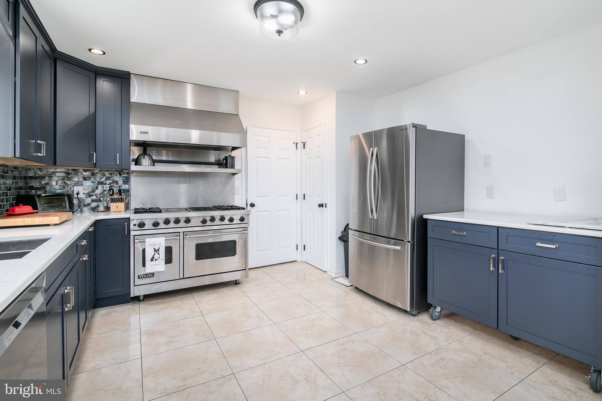 PEMBERTON PONDS - Residential